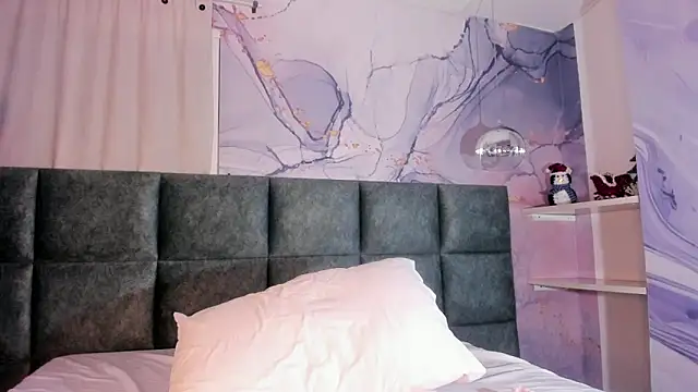 loladupont's cam snapshot