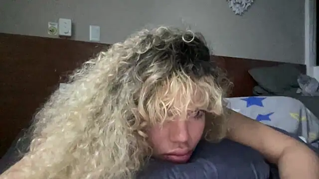 brithneysquirt live sex cam