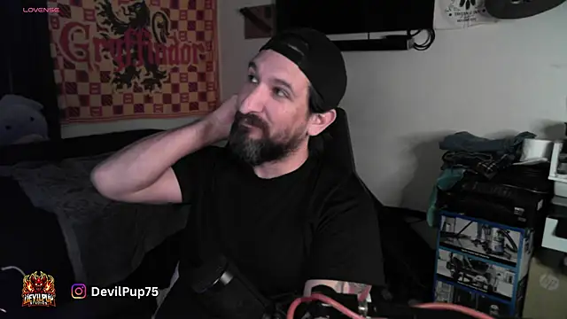 DevilPup75_ live sex cam