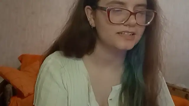 Miyabeee's cam snapshot