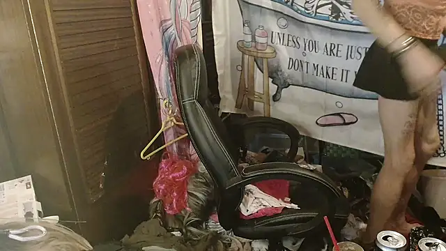 Ombeline1 live sex cam