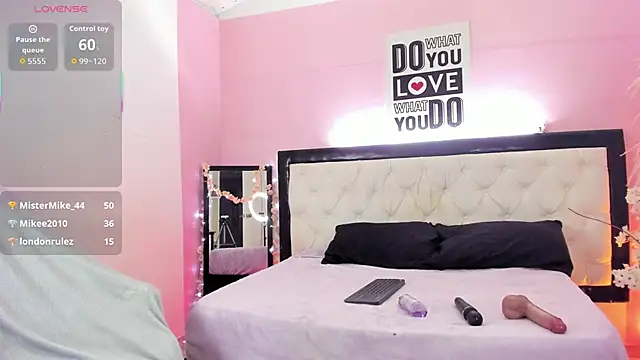 Barbieteeen's cam snapshot