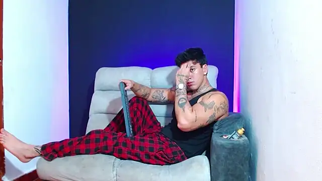 JUSTIN_FULLER1 live sex cam