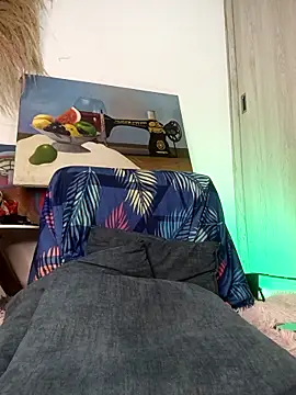 lovely_kitt's cam snapshot