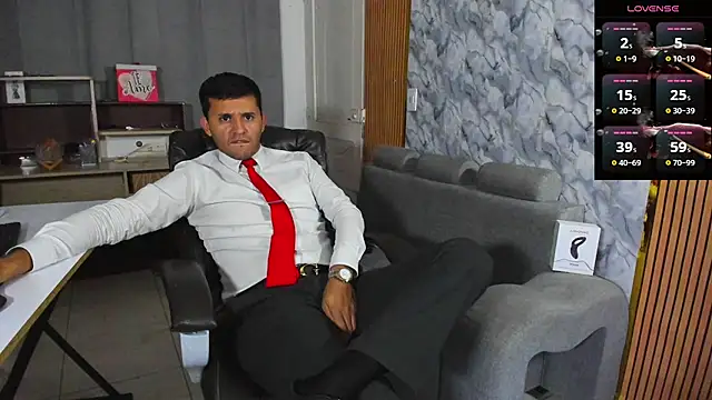 Hideintheoffice's cam snapshot