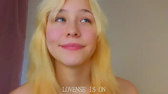 BritniBers live sex cam