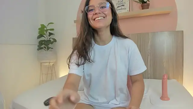 ivette_swan's cam snapshot