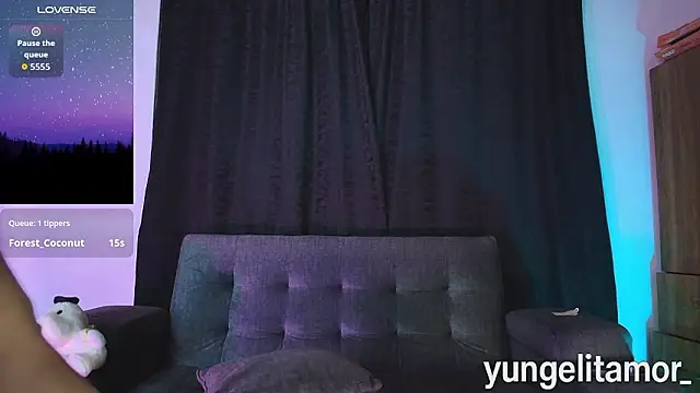 yungelitamor_'s cam snapshot