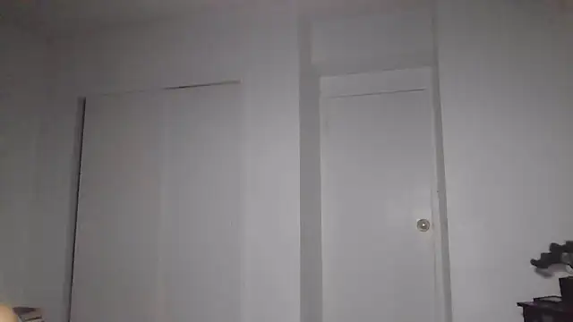 cryptokimgirl's cam snapshot