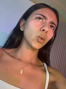 Lilybeeth live sex cam