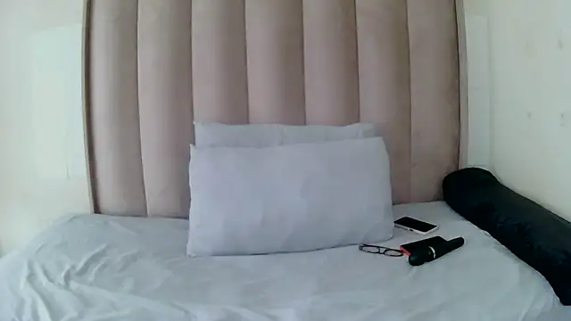 CuteHoney92 live sex cam