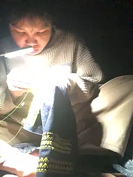 Minhkhue121's cam snapshot