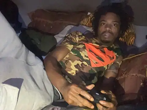 SlimeCrownzOut5 live sex cam