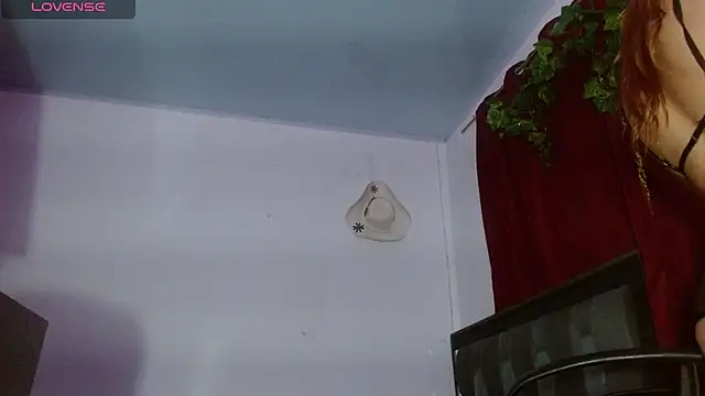 DULCE_ZOE's cam snapshot