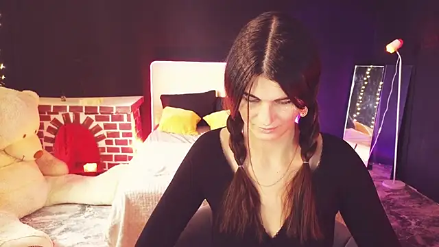 EmilyReal's cam snapshot