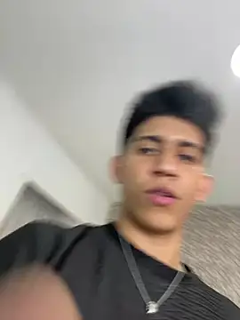 Thiago_Olsen's cam snapshot