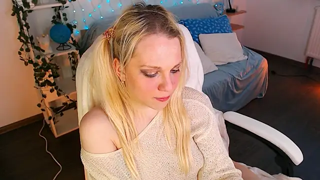 Betty_Vega's cam snapshot