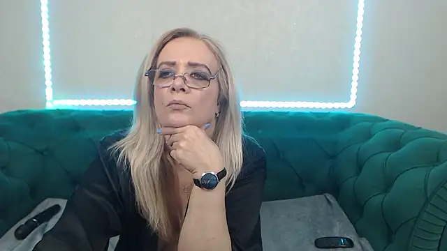 IvanaCharm's cam snapshot