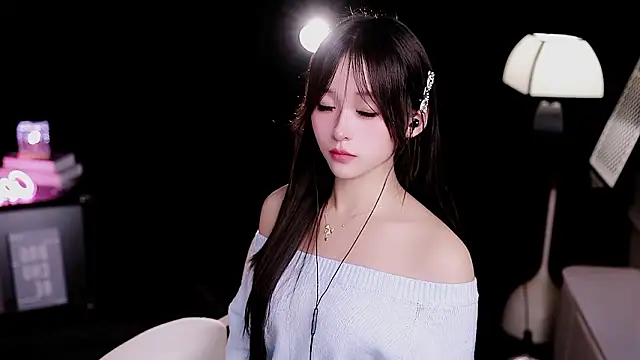 coward_by's cam snapshot