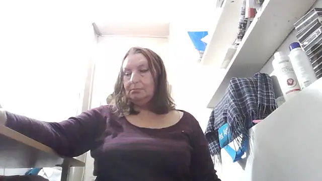 AnnaLive570's cam snapshot