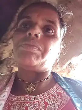 Manvi_hote's cam snapshot