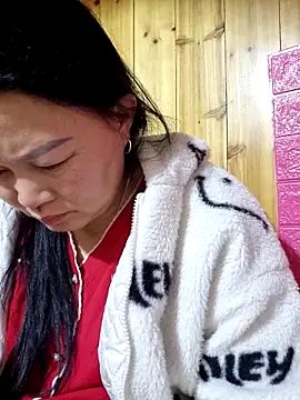 yoowwmr's cam snapshot