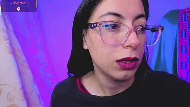 Miranda_sexlove_'s cam snapshot