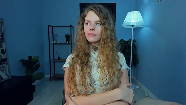 RayaNenlia's cam snapshot