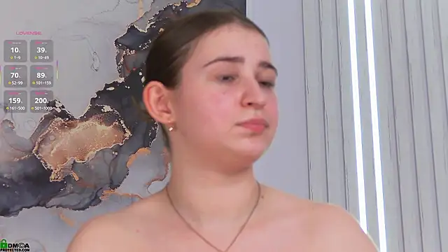 AnnaNoir live sex cam