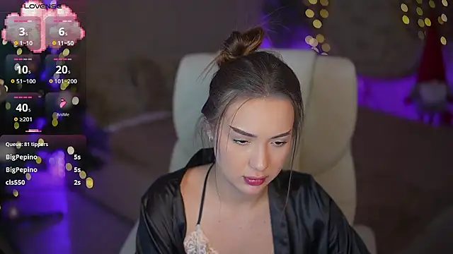 OliviaMoore_'s cam snapshot