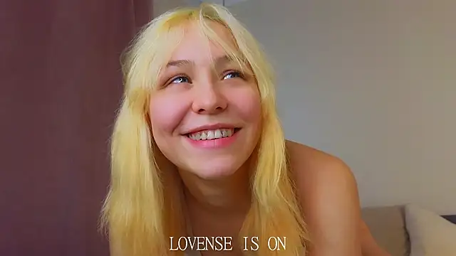 BritniBers live sex cam