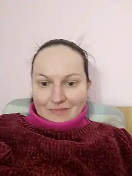 BustyLadyAlma live sex cam