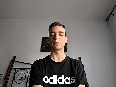 nickdtr23's cam snapshot