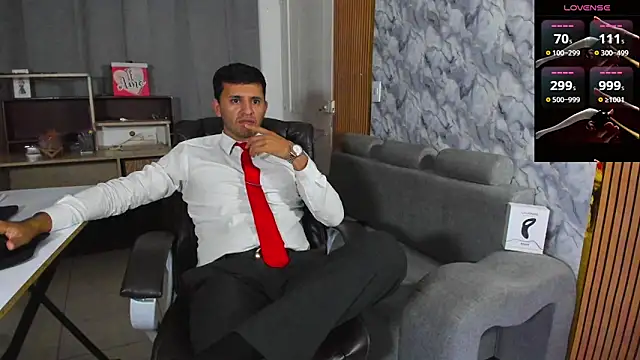 Hideintheoffice's cam snapshot