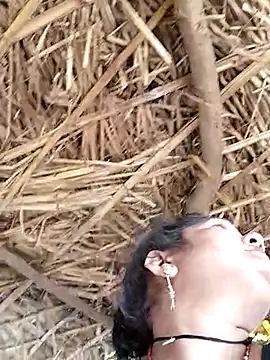 Rakhi_j's cam snapshot