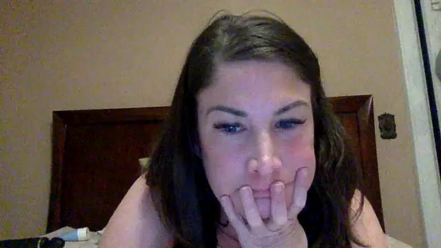 SexiLexi67780's cam snapshot