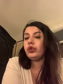 holyeroticss live sex cam