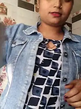 Hot-Pooja25 live sex cam