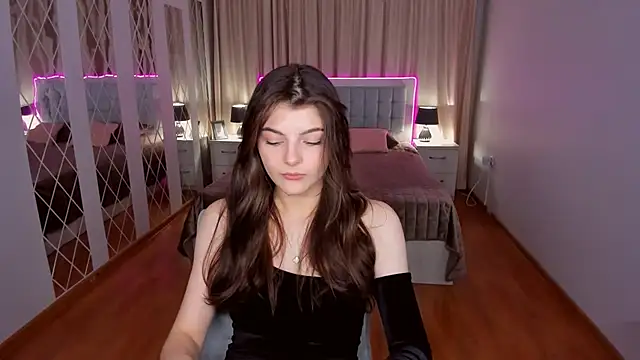 StellaBest's cam snapshot