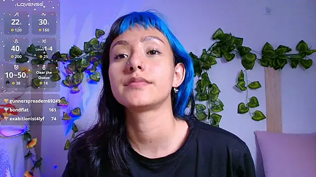 tati_cardenas's cam snapshot