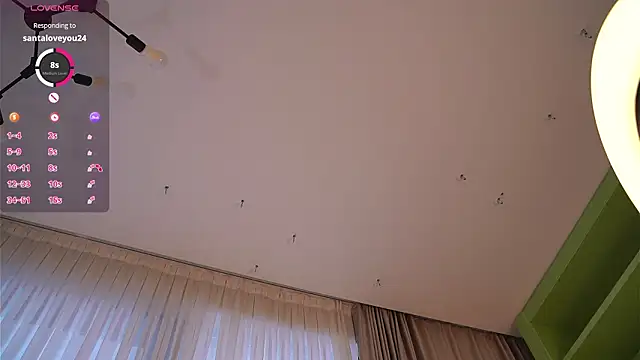 LindaFarm's cam snapshot