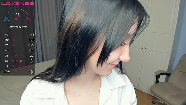 RoxanneComisky's cam snapshot