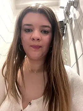 -Leasophie's cam snapshot