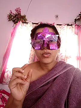 thanusi_2 live sex cam