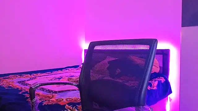 BABY_RANI_'s cam snapshot