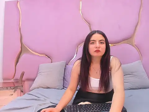 IsabelDelacroix's cam snapshot