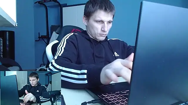 Poliglotjoe1's cam snapshot