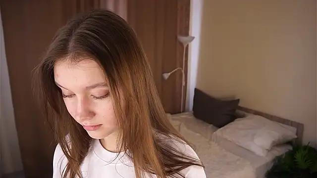 IrenaZeiler's cam snapshot