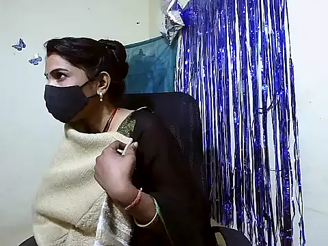 Shivani-Gupta's cam snapshot