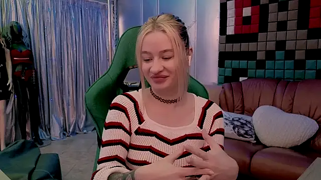 LeilaReal's cam snapshot